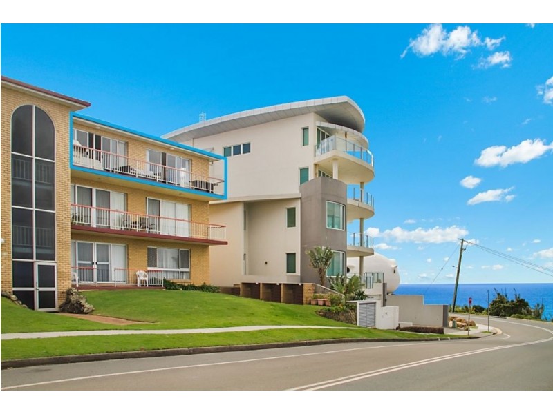 9/4 Hill Street, Rainbow Bay QLD 4225