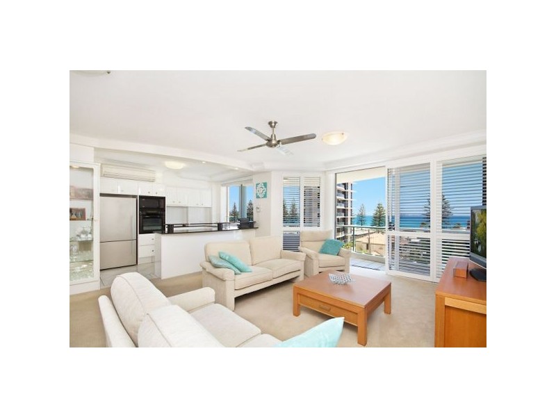 8/4-6 Eden Avenue, Rainbow Bay QLD 4225