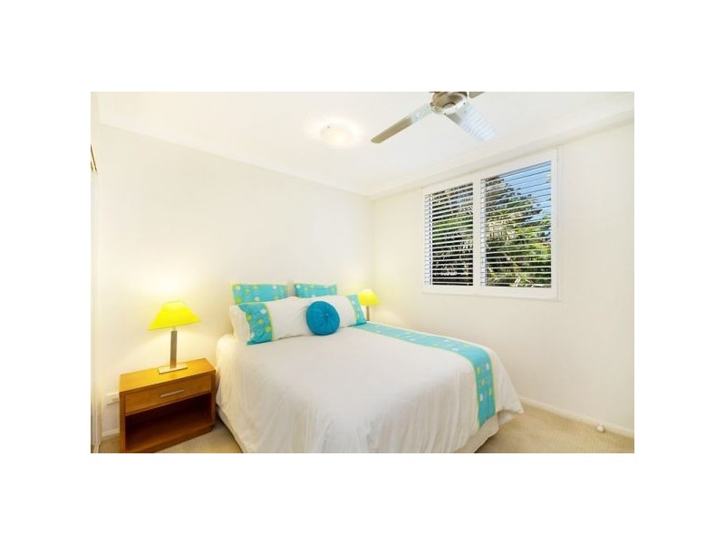 8/4-6 Eden Avenue, Rainbow Bay QLD 4225