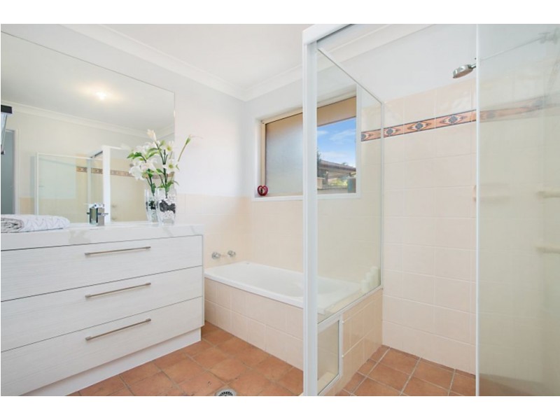 12 Bordeaux Place, Tweed Heads South NSW 2486