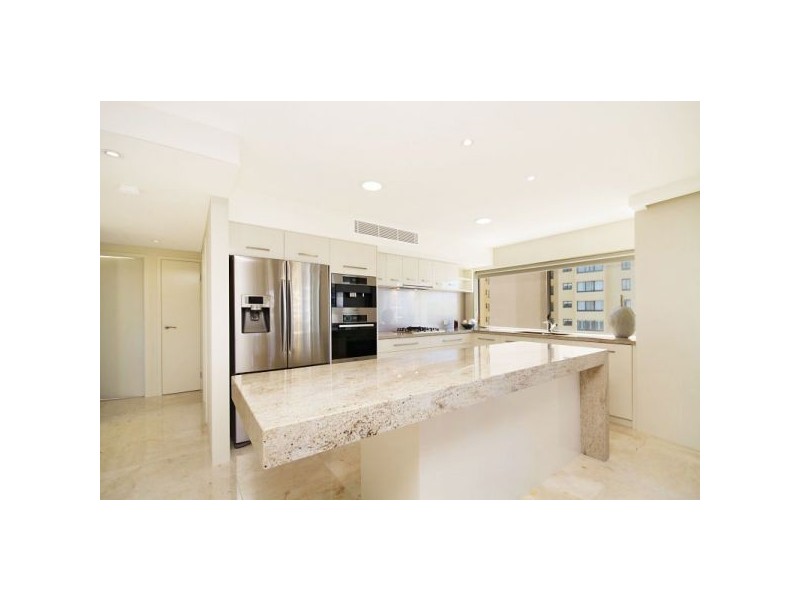 10/16-18 Eden Avenue, Rainbow Bay QLD 4225