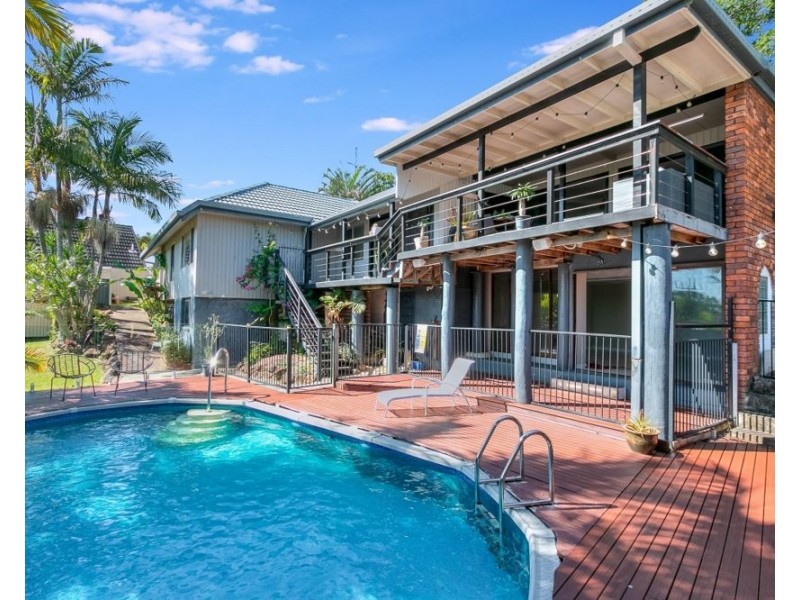 33 Myeerimba Parade, Tweed Heads West NSW 2485