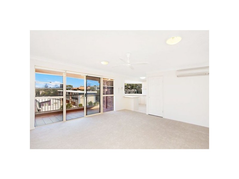 9/43 Mclean Street, Coolangatta QLD 4225
