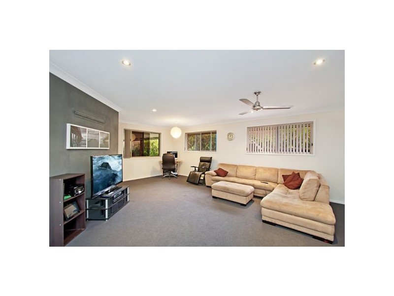31 Monterey Avenue, Banora Point NSW 2486