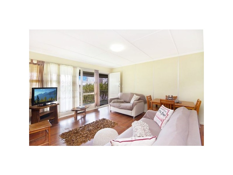 6/2 Coral Street, Rainbow Bay QLD 4225