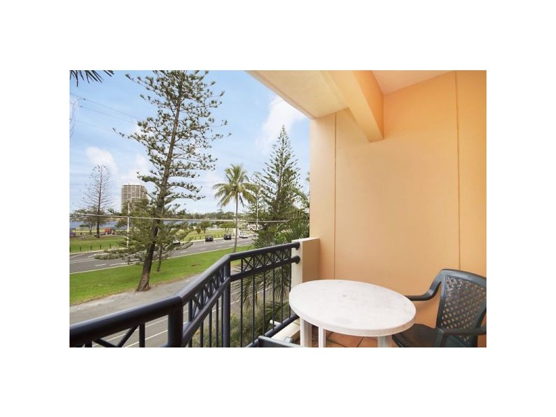 43/5 Hill Street, Rainbow Bay QLD 4225