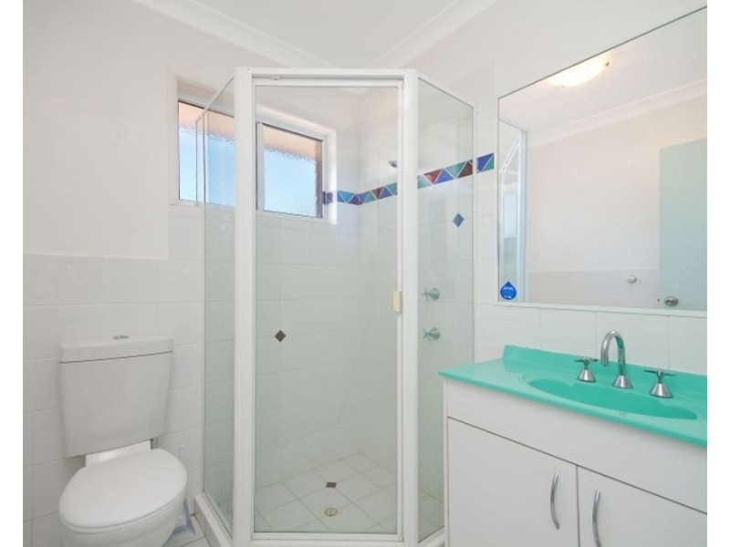 9/205 Boundary Street, Rainbow Bay QLD 4225
