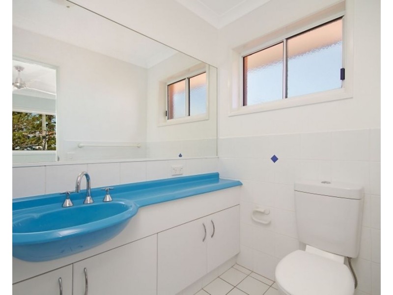 9/205 Boundary Street, Rainbow Bay QLD 4225