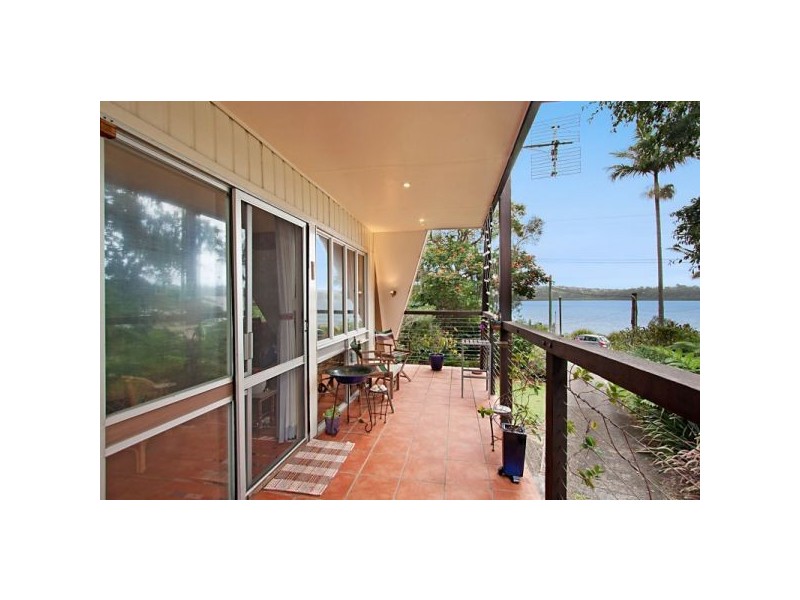 122 Broadwater Esplanade, Bilambil Heights NSW 2486