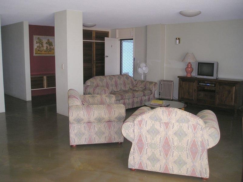 2/162 Marine Parade, Coolangatta QLD 4225