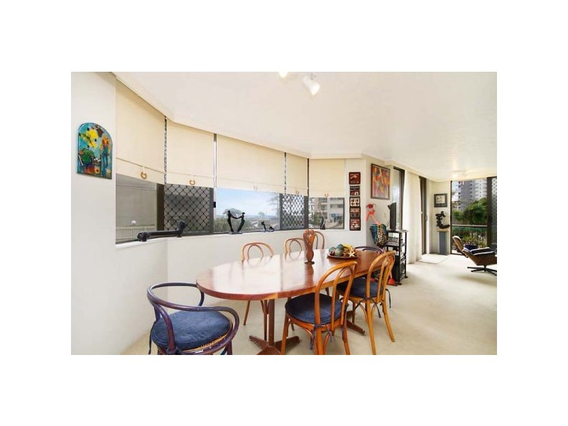 4/7 Ward Street, Rainbow Bay QLD 4225