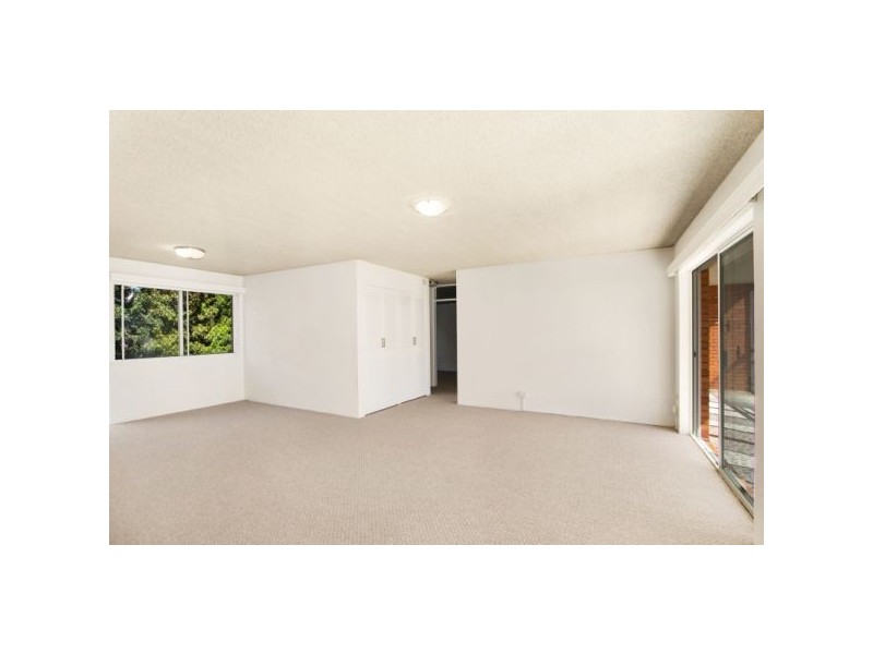 1/50 Mclean Street, Coolangatta QLD 4225