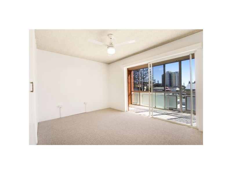 1/50 Mclean Street, Coolangatta QLD 4225