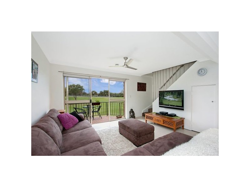 5/1 Bolton Street, Kirra QLD 4225