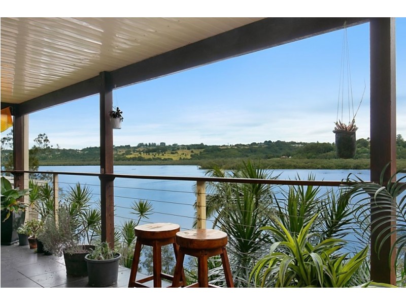 65 Broadwater Esplanade, Bilambil Heights NSW 2486