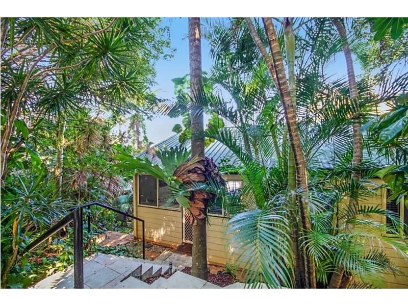 65 Broadwater Esplanade, Bilambil Heights NSW 2486