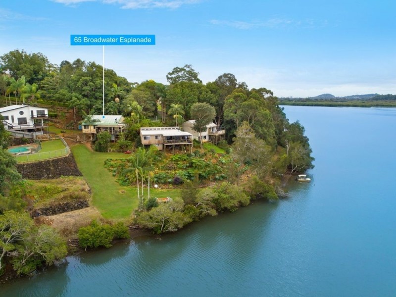 65 Broadwater Esplanade, Bilambil Heights NSW 2486