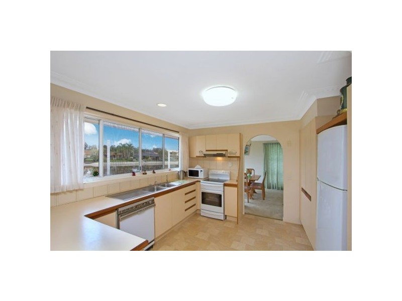 26 Blue Waters Crescent, Tweed Heads West NSW 2485