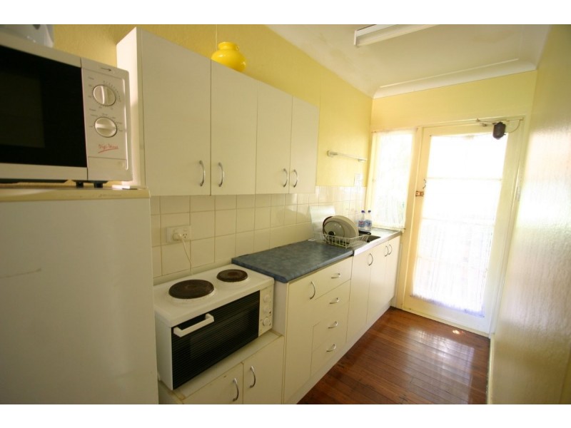 2/38 Boundary Street, Rainbow Bay QLD 4225
