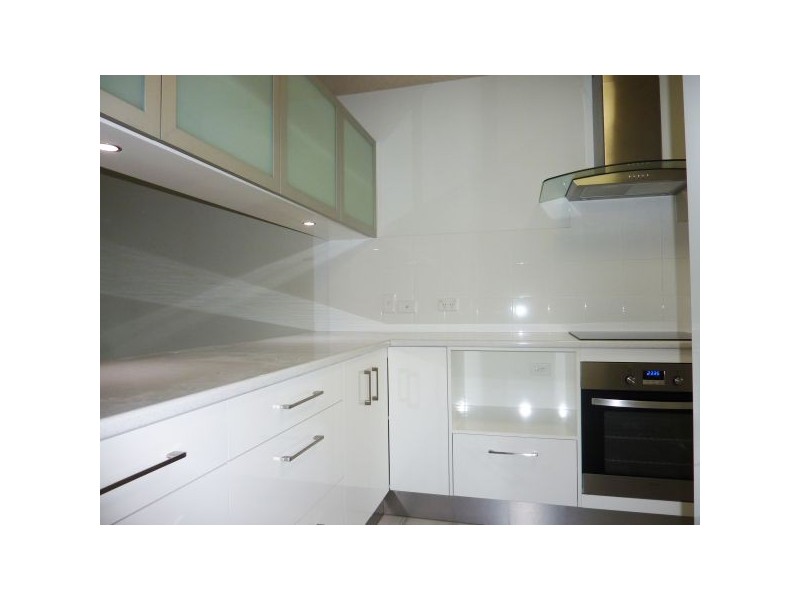 3/21 Dixon Street, Coolangatta QLD 4225