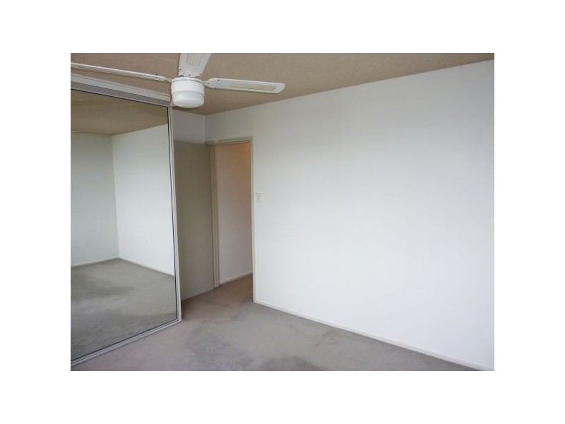 3/21 Dixon Street, Coolangatta QLD 4225