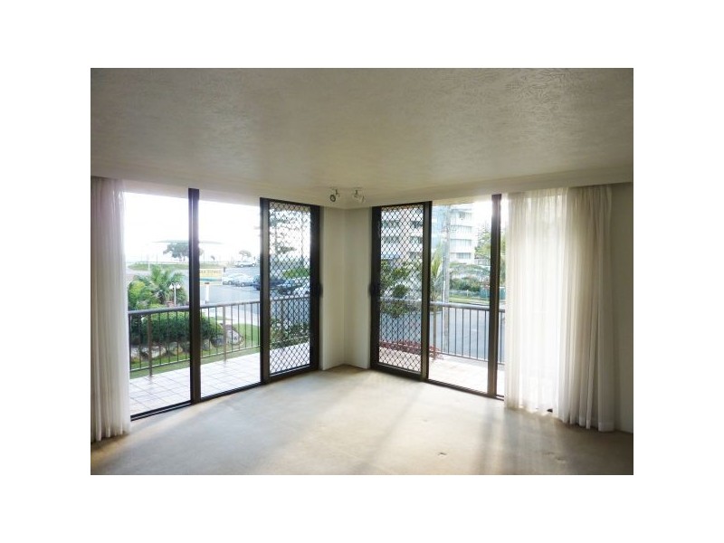 4/7 Ward Street, Coolangatta QLD 4225