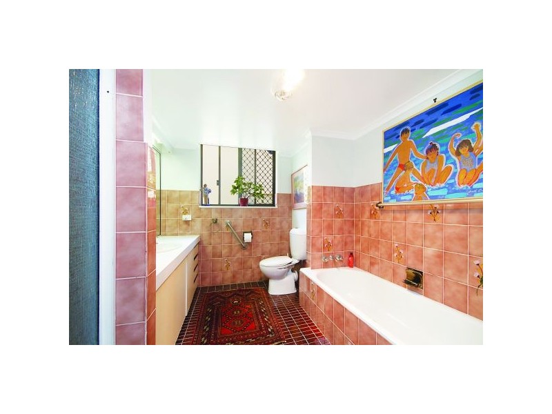 4/7 Ward Street, Coolangatta QLD 4225