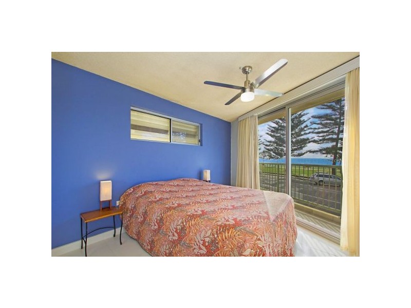 5/172 Marine Parade, Rainbow Bay QLD 4225
