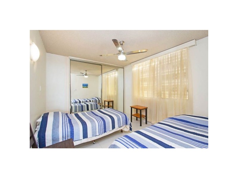 5/172 Marine Parade, Rainbow Bay QLD 4225