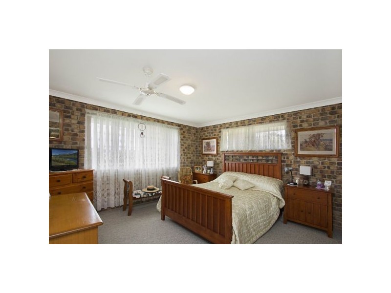 77 Glen Ayr Drive, Banora Point NSW 2486