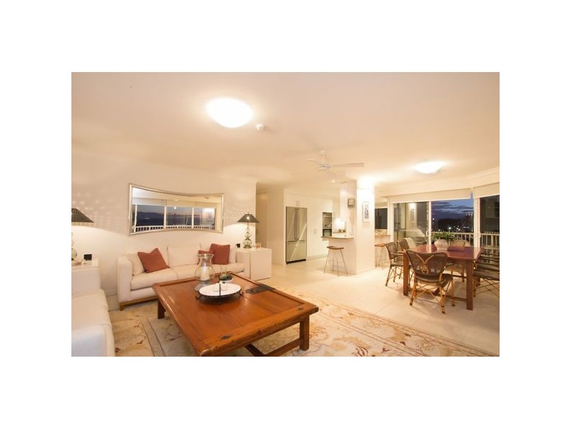 25/3 Eden Avenue, Rainbow Bay QLD 4225