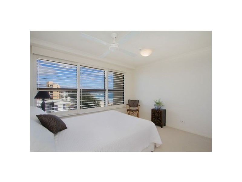 25/3 Eden Avenue, Rainbow Bay QLD 4225