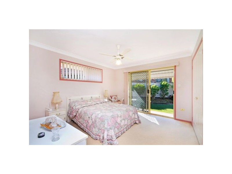 2/2 Amaroo Drive, Banora Point NSW 2486