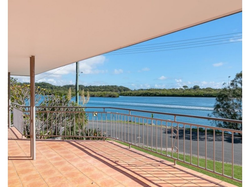 44 Philp Parade, Tweed Heads South NSW 2486