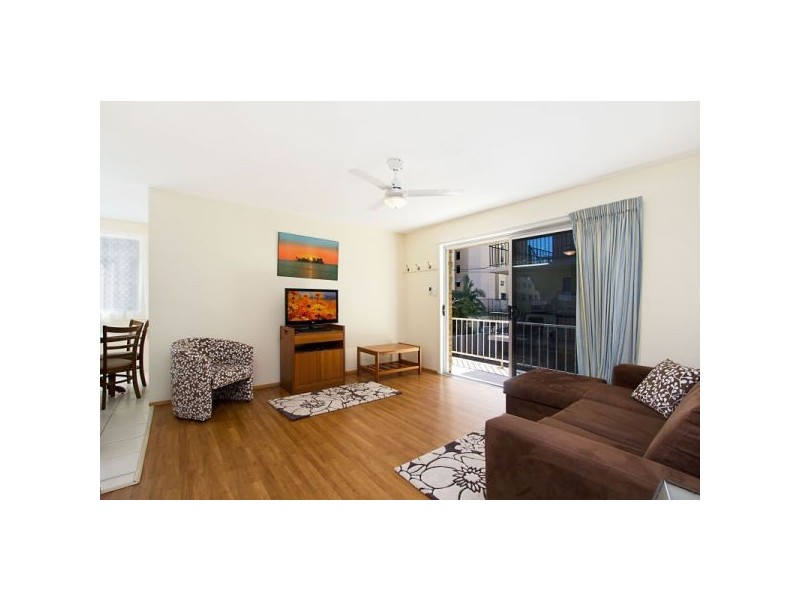 1/26A Eden Avenue, Rainbow Bay QLD 4225