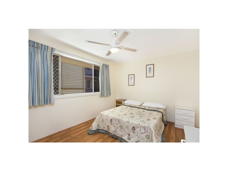 1/26A Eden Avenue, Rainbow Bay QLD 4225