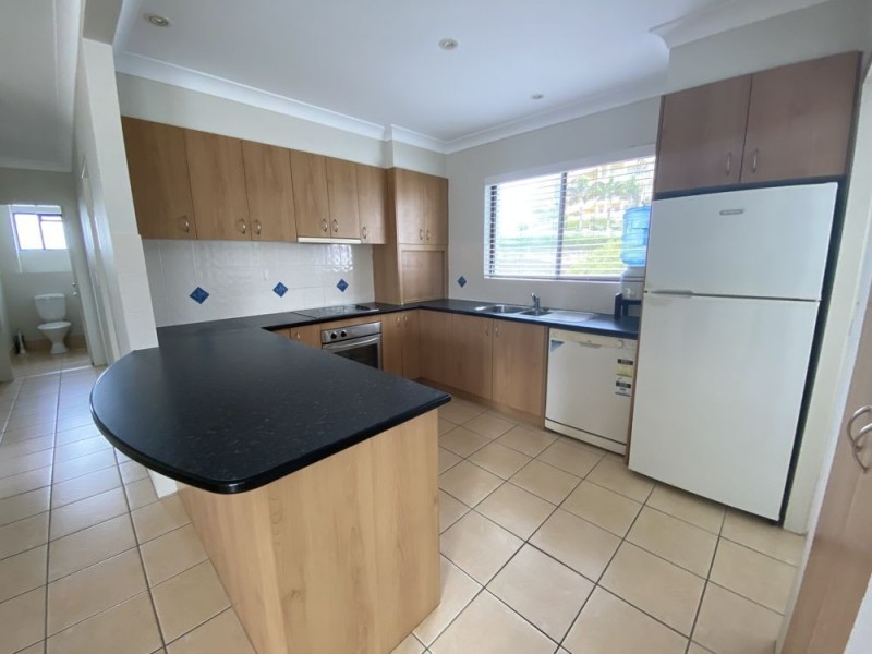 5/1 Petrie Street, Rainbow Bay QLD 4225