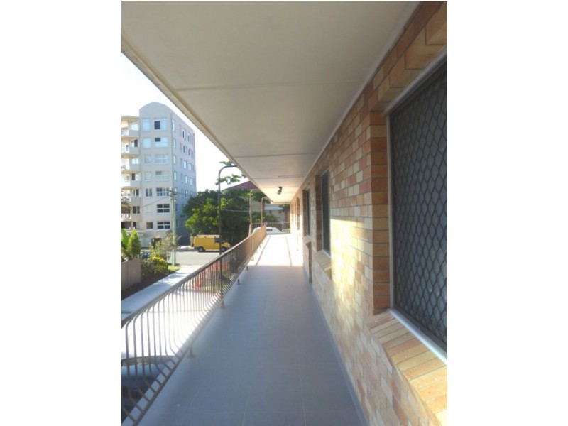 4/9 Douglas Street, Kirra QLD 4225