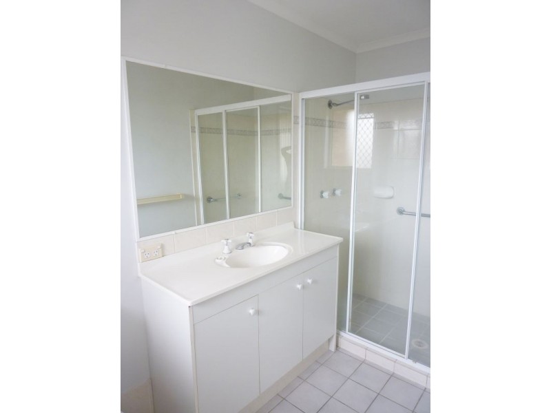 8/3 Advocate Place, Banora Point NSW 2486