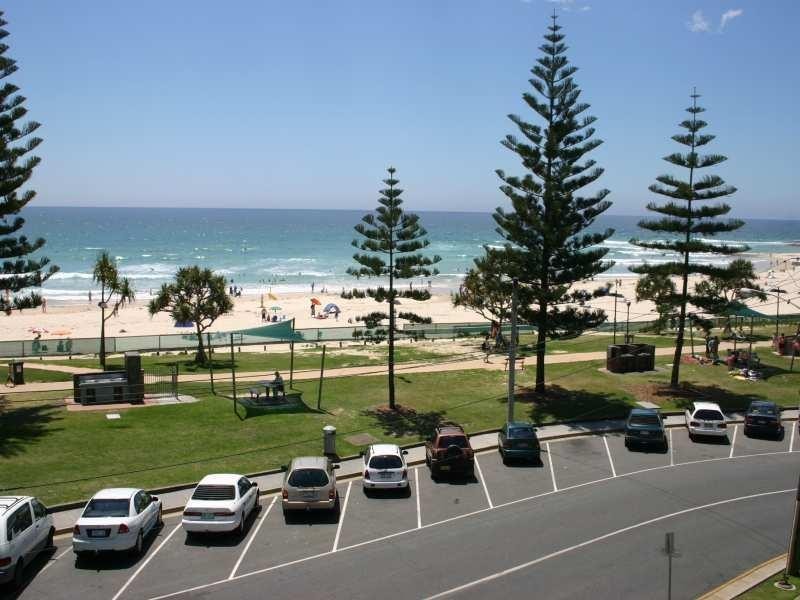 Rainbow Bay QLD 4225