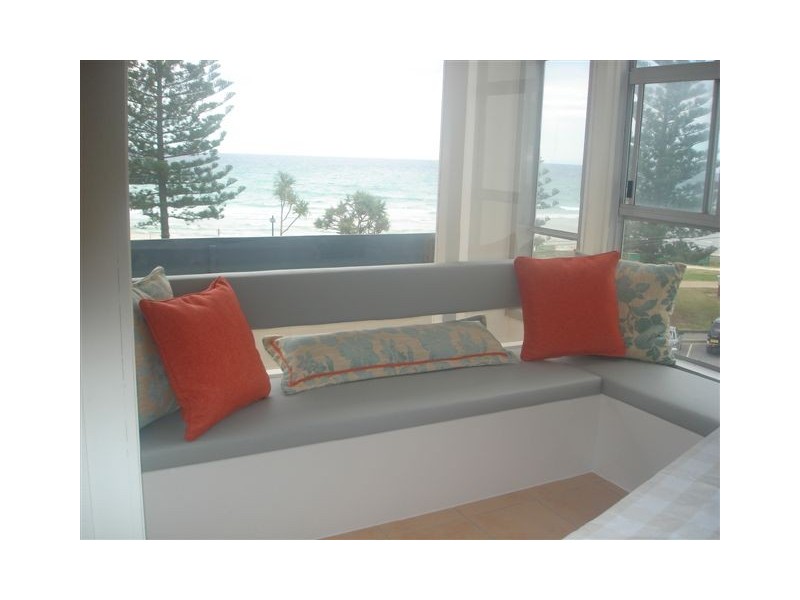 Rainbow Bay QLD 4225