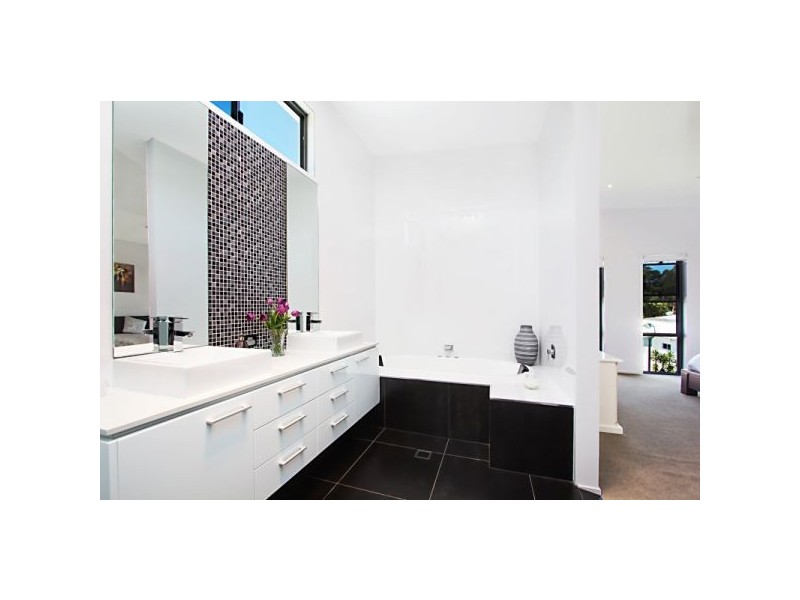 19 Westwood Place, Banora Point NSW 2486