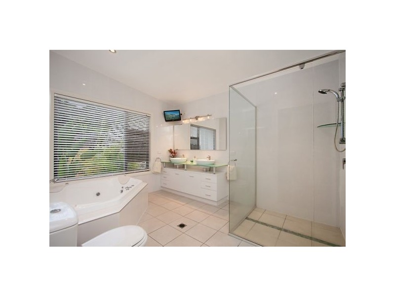 7 Dromara Court, Banora Point NSW 2486