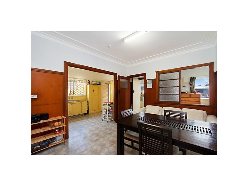 10 Coyne Street, Kirra QLD 4225