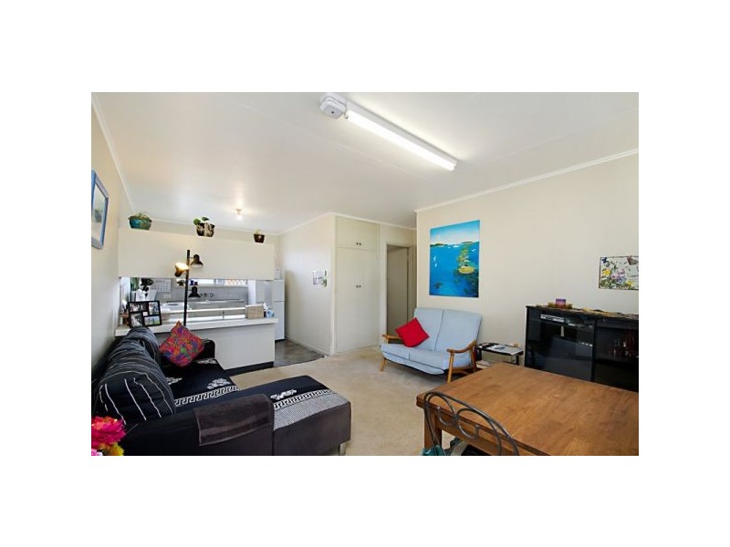 10 Coyne Street, Kirra QLD 4225