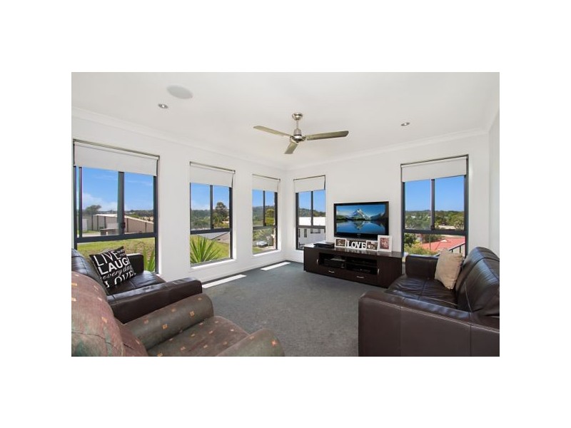 7 Liana Court, Banora Point NSW 2486