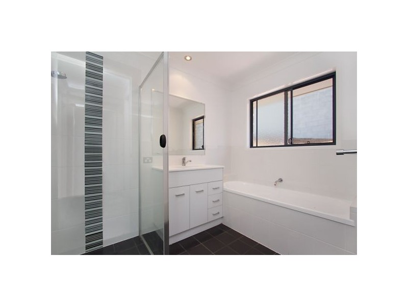 7 Liana Court, Banora Point NSW 2486