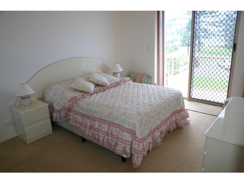 Rainbow Bay QLD 4225