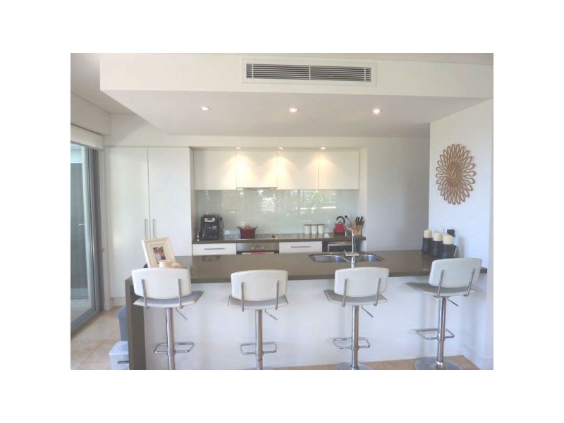 1/2-4 Boundary Lane, Rainbow Bay QLD 4225
