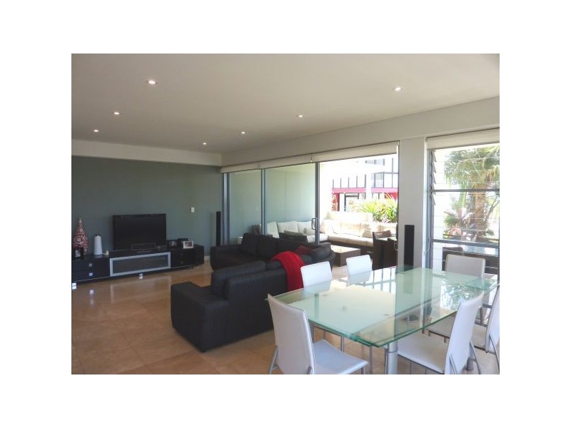 1/2-4 Boundary Lane, Rainbow Bay QLD 4225